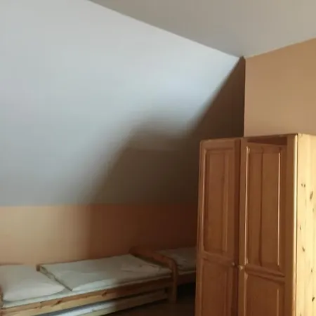 Penzión pre hostí Pod Donovalmi *